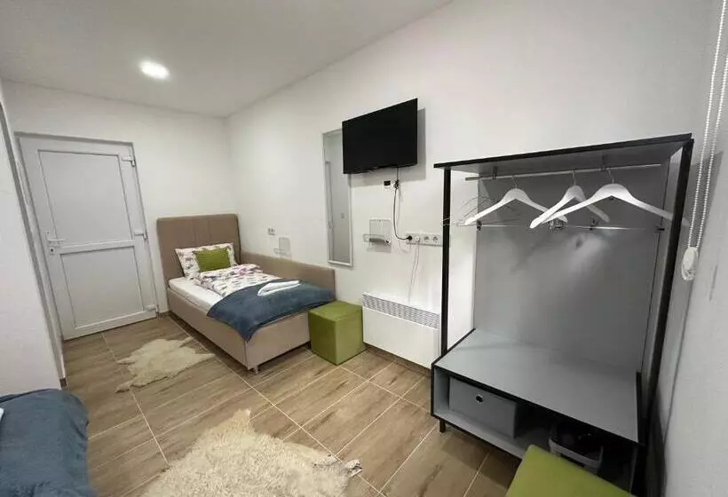 تختخواب و صبحانه Ravne Energy Apartments