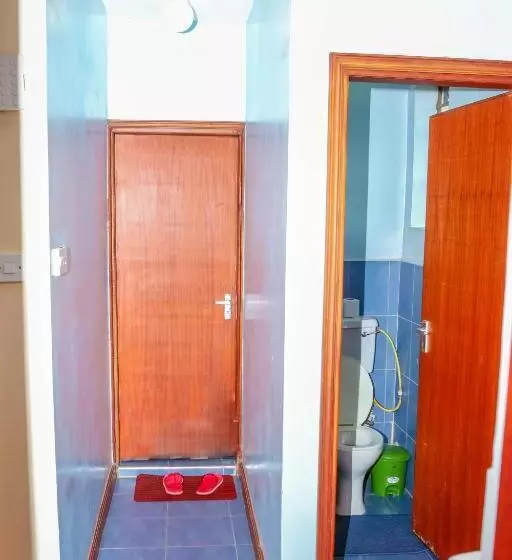 تختخواب و صبحانه Tiamcy Homes