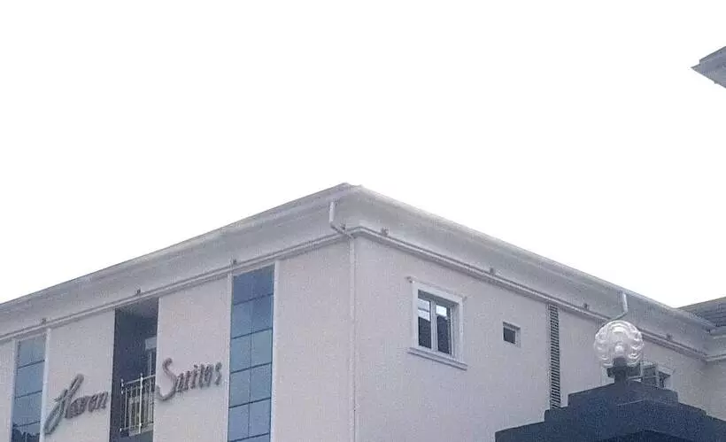 هتل Haven Suites Ikenegbu