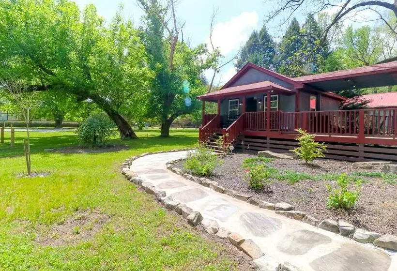 Hotelli Little Bear Retreat 2