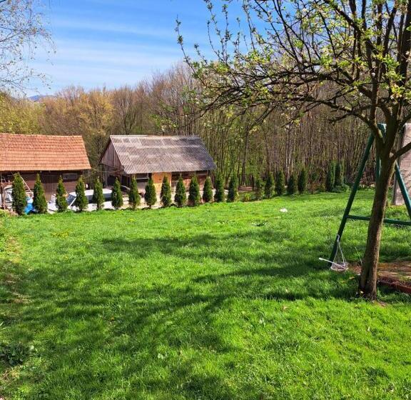 هتل Mala Farma Nani