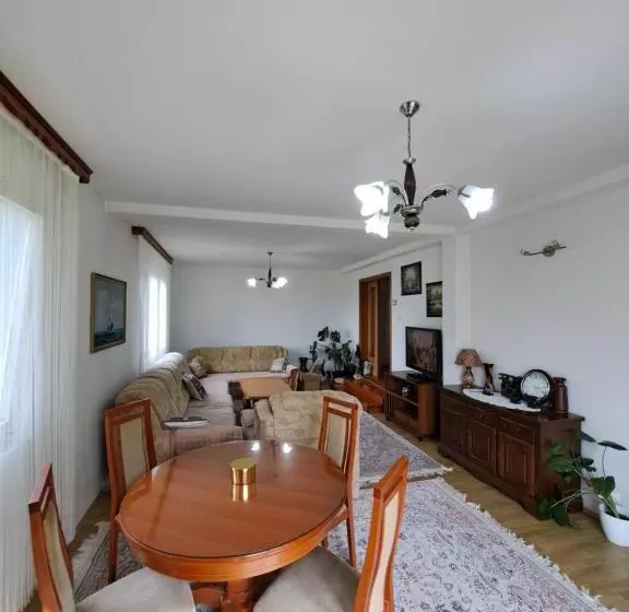 هتل Mala Farma Nani