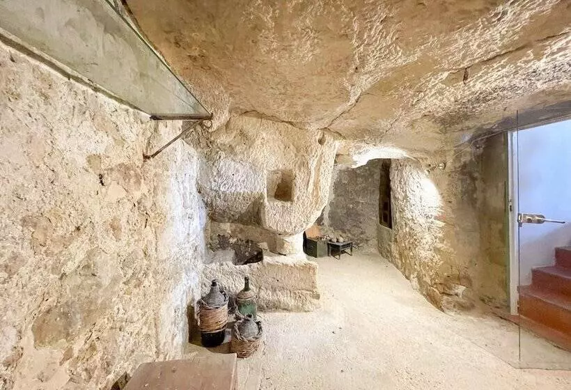 تختخواب و صبحانه La Casa Del Poeta Enna Pergusa