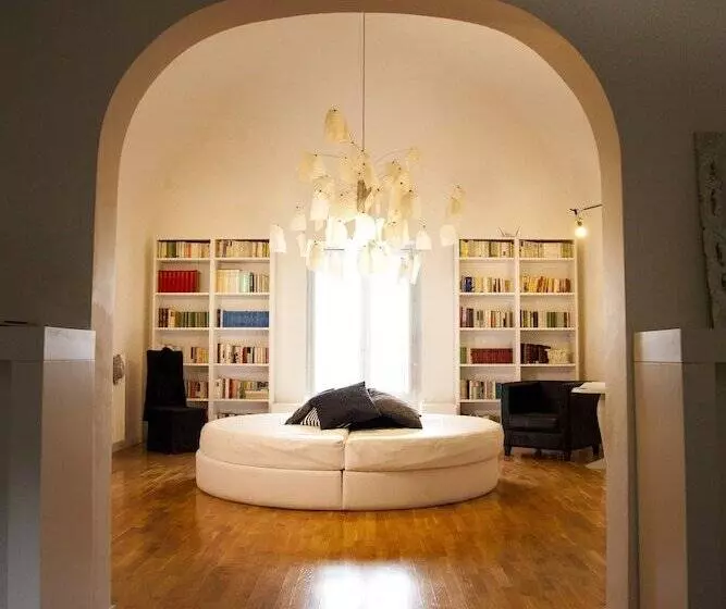 تختخواب و صبحانه La Casa Del Poeta Enna Pergusa