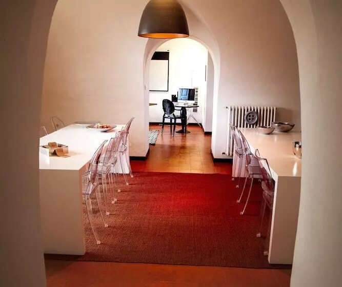 تختخواب و صبحانه La Casa Del Poeta Enna Pergusa