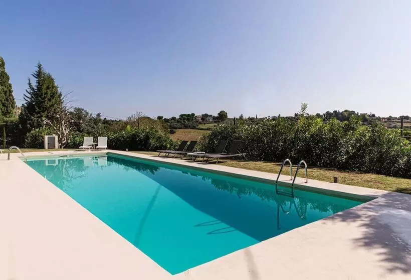 تختخواب و صبحانه La Casa Del Poeta Enna Pergusa