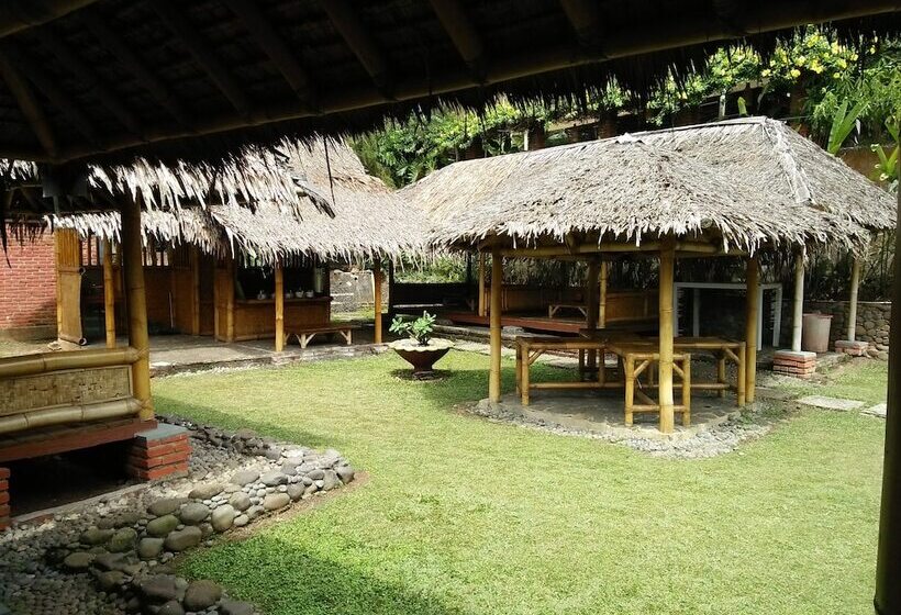 Szálloda Bukit Alamanda Resort & Resto