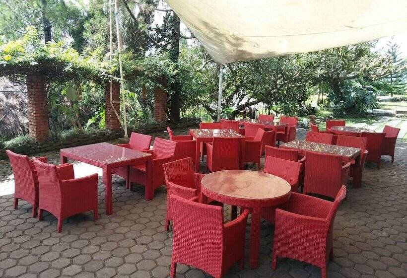 Szálloda Bukit Alamanda Resort & Resto