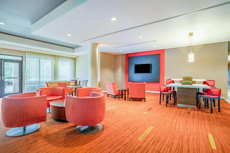 Отель Courtyard By Marriott Wilkes Barre Arena