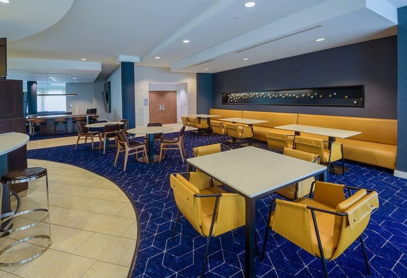 ホテル Courtyard By Marriott Wilkes Barre Arena