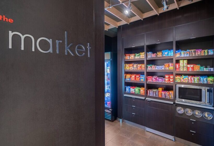 Отель Courtyard By Marriott Wilkes Barre Arena