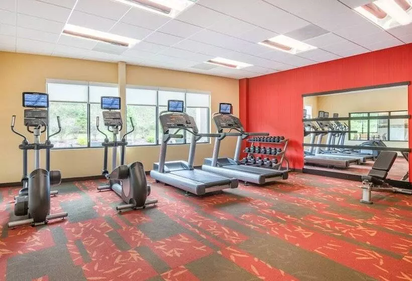 Отель Courtyard By Marriott Wilkes Barre Arena
