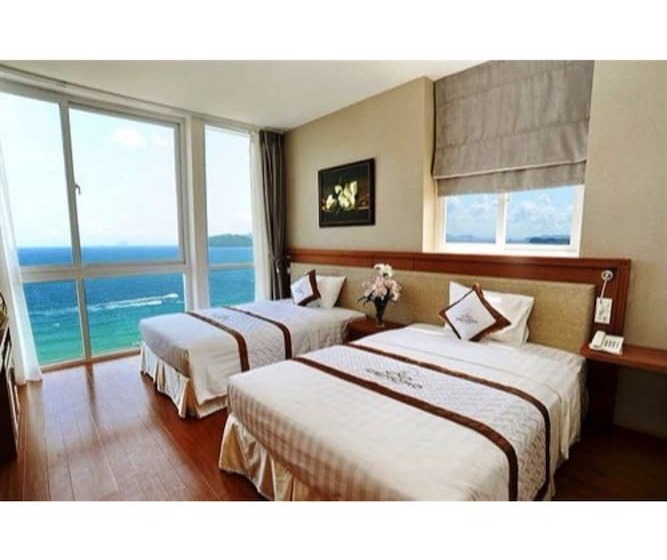 هتل Dendro Beachfront