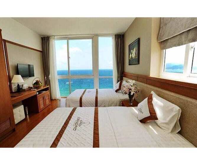 هتل Dendro Beachfront