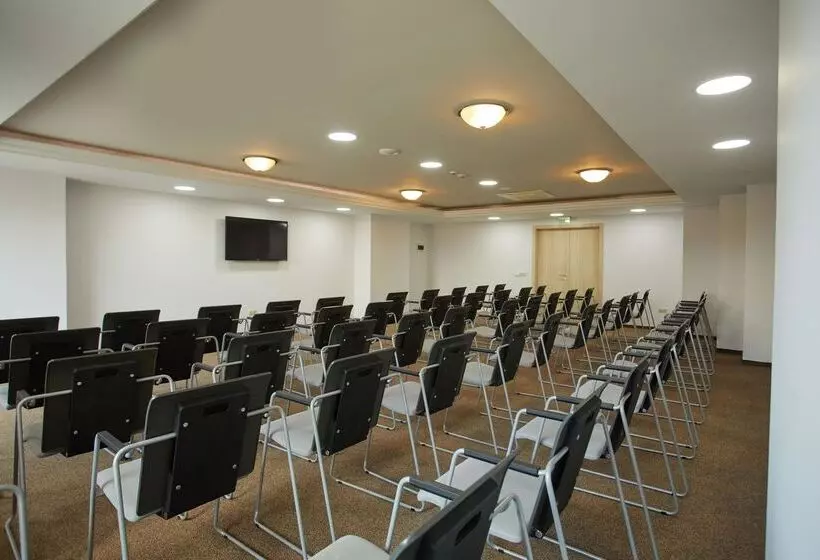 Hotelli Dreams Sunny Beach Resort & Spa