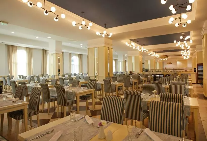 Hotelli Dreams Sunny Beach Resort & Spa