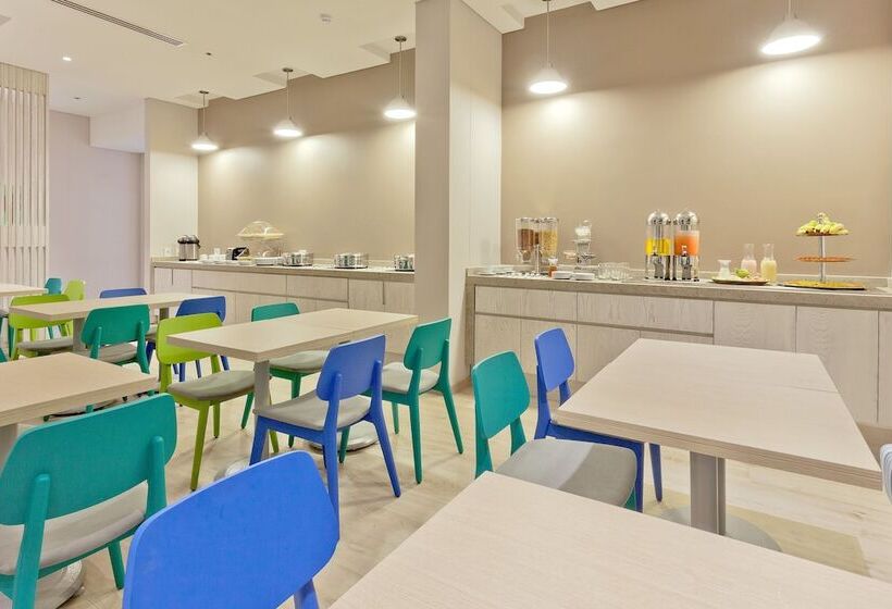 Hotel Holiday Inn Express Yopal, An Ihg