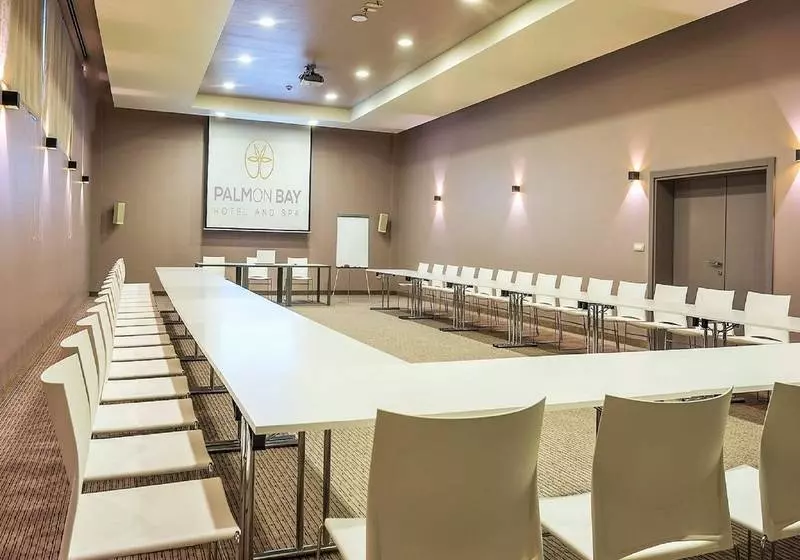 Palmon Bay Hotel & Spa