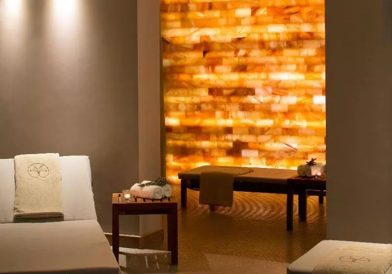 Palmon Bay Hotel & Spa