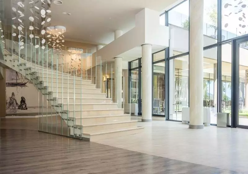 Palmon Bay Hotel & Spa