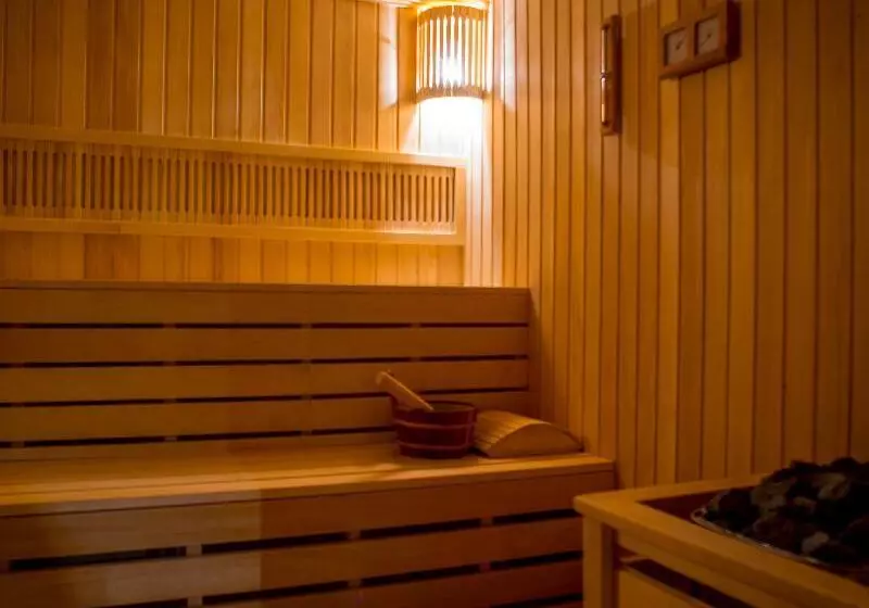 Palmon Bay Hotel & Spa