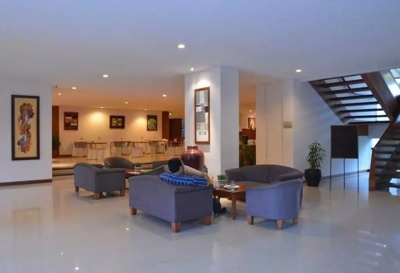 Otel Papyrus Tropical