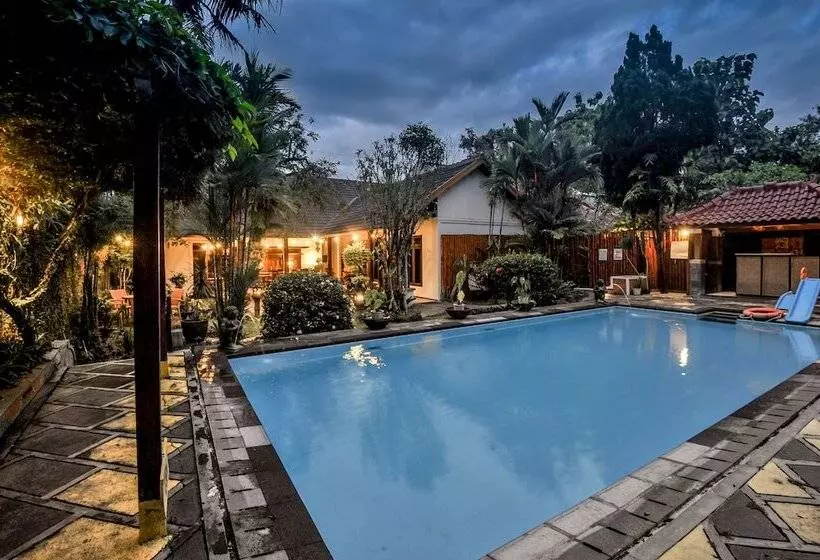Hotel Rumah Mertua Heritage