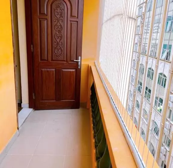 Ipeace Hotel   Bùi Viện Walking Street