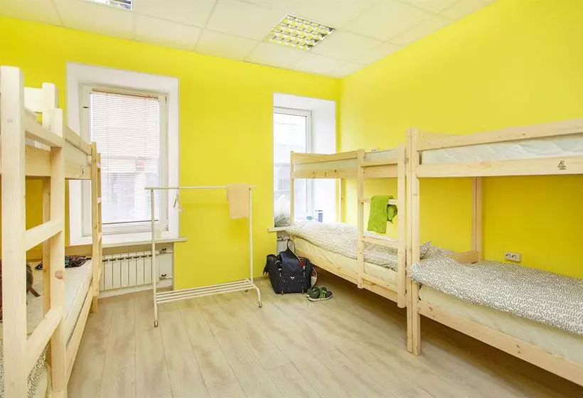 Landmark Hostel on Novoslobodskaya
