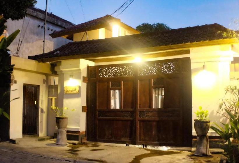 Пансион Collection O 91300 Sunny Side Villa