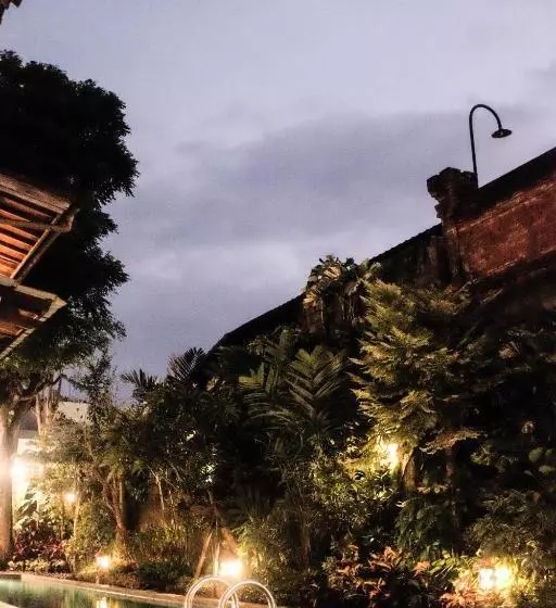 Pensionat Collection O 91300 Sunny Side Villa