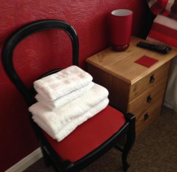 بنسيون The Grosvenor Guest House