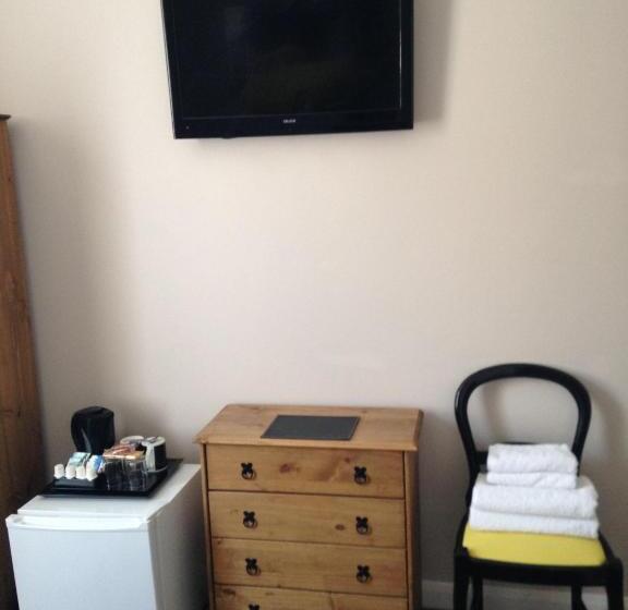 بنسيون The Grosvenor Guest House