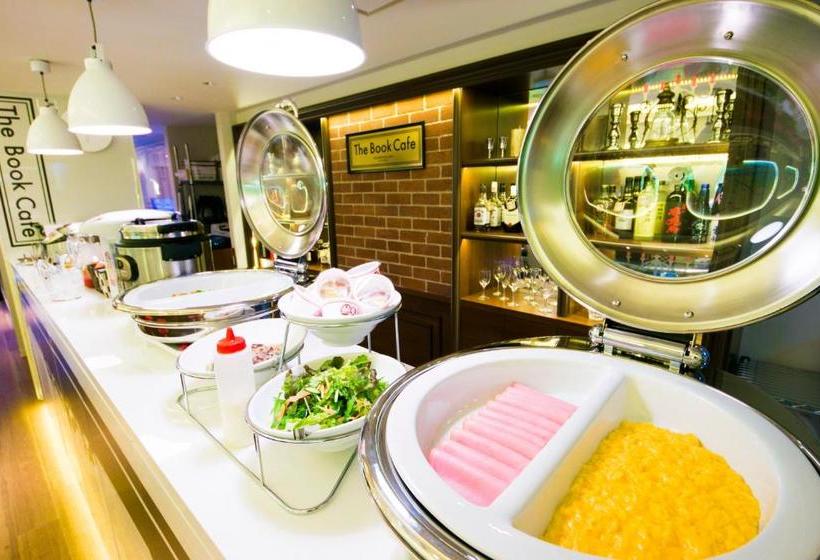 Hotel Kapsułowy Spa & Capsule Grandparkinn Sugamo Caters To Men