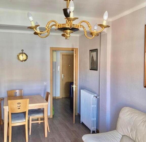 Bed and Breakfast Habitación Doble En Apartamento De 3 Habitaciones