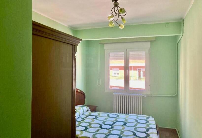 Bed and Breakfast Habitación Doble En Apartamento De 3 Habitaciones