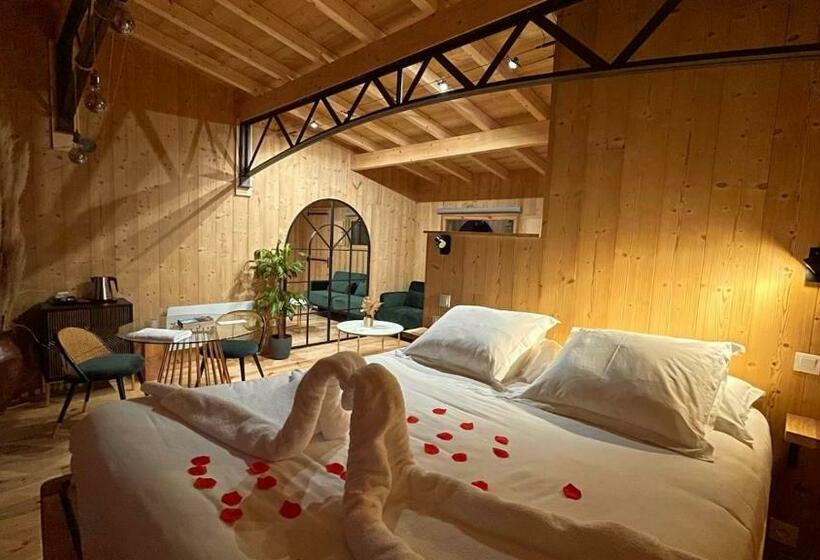 مبيت وإفطار L Antoinette Chalet Sur Pilotis En Bord De Saône Avec Spa Privatif