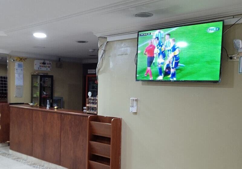 پانسیون Residencial Miraflores