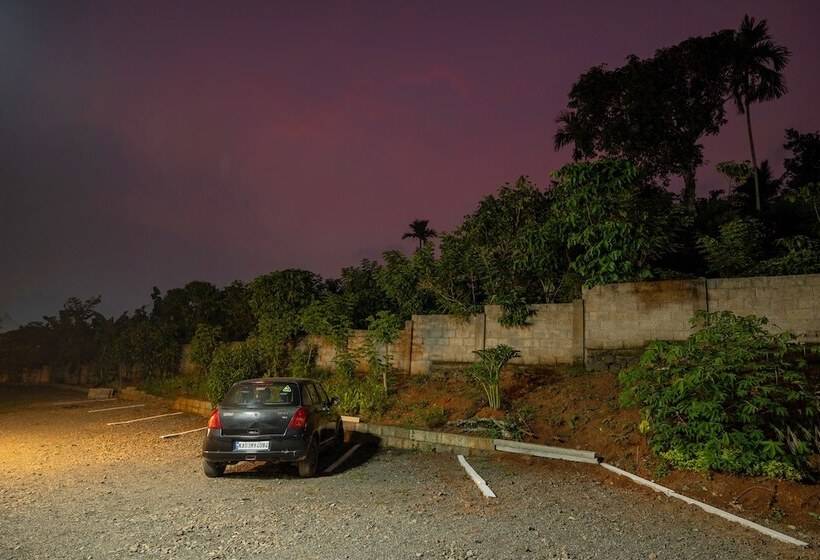 Lomakeskus Avadale Thekkady Stag Groups Not Allowed