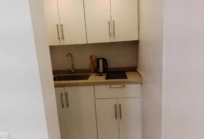 همس المدى للشقق المخدومه