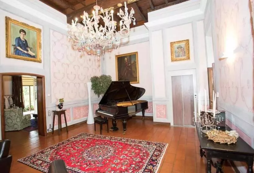 Aamiaismajoitus (B&B) Villa Ghiringhelli