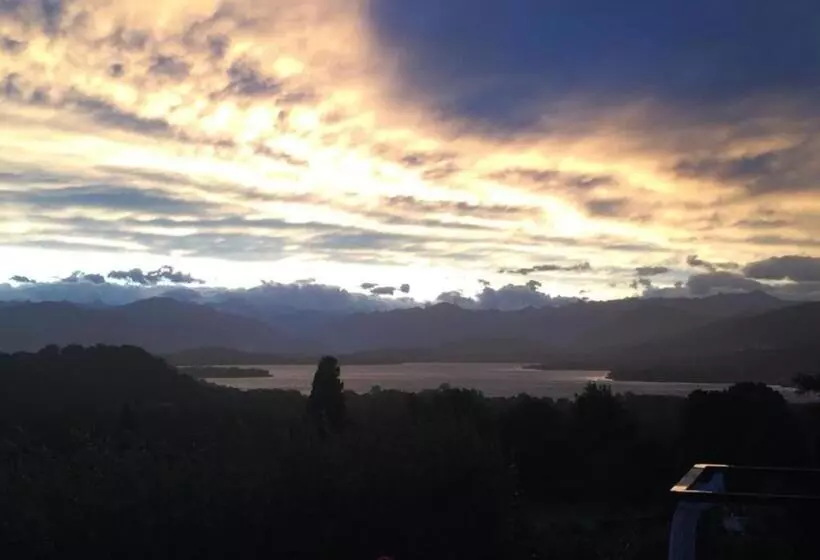 Aamiaismajoitus (B&B) Villa Ghiringhelli