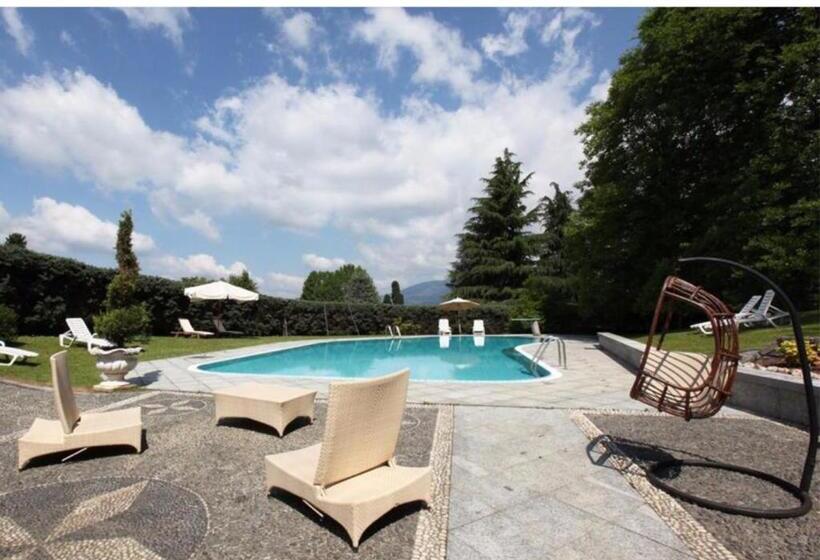مبيت وإفطار Villa Ghiringhelli
