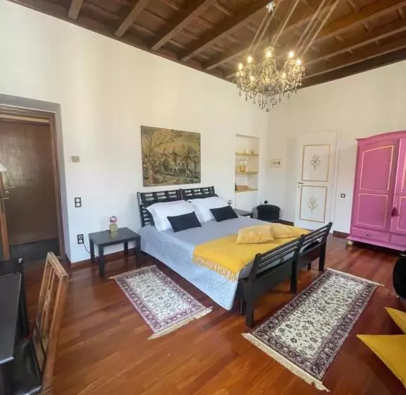 Aamiaismajoitus (B&B) Villa Ghiringhelli