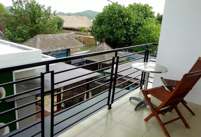 ベッドアンドブレックファースト Wave House Gerupuk South Lombok