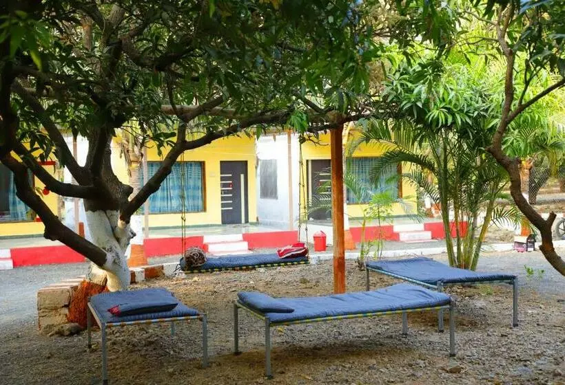 ホテル Gir Ganesh Farm & Resort