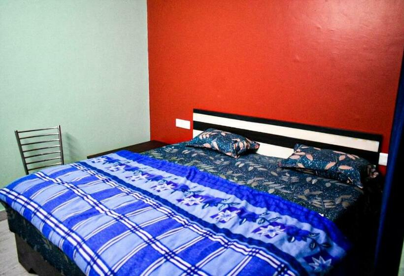 Пансион B2 Guest House