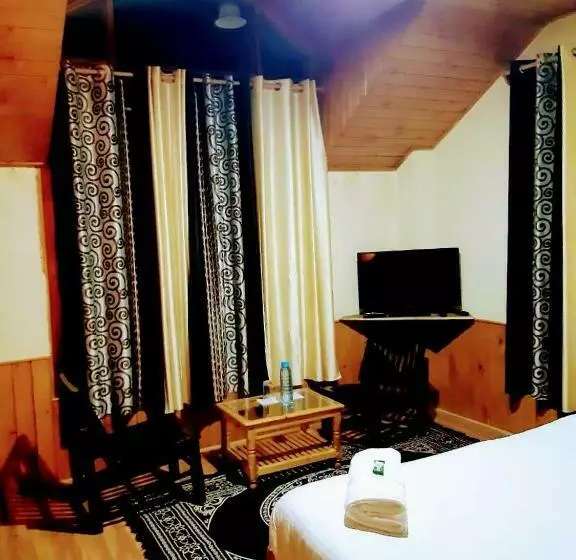 ベッドアンドブレックファースト Paramount Cottages Simsa Manali