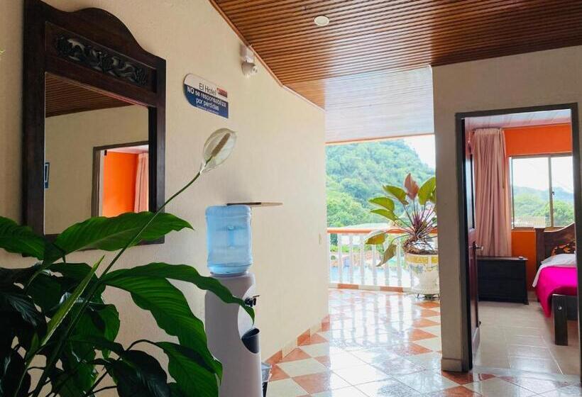 호텔 Caribe La Vega