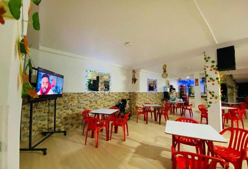 호텔 Caribe La Vega